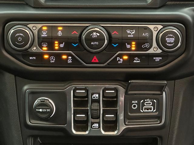 アフターメンテナンス　ご遠方のメンテナンス　カスタム・ドレスアップ　なんでもご相談ください。専門知識のあるスタッフが親身になってご対応いたします。ＴＥＬ：００７８−６０４４−２３１０