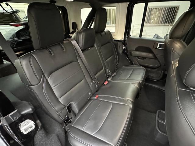 弊社では３０日間返品無料サービスを行っております！お客様に安心のお買い物がご案内できるよう努めております。詳しくは弊社スタッフまでお気軽にお問い合わせください！ＴＥＬ：００７８−６０４４−２３１０