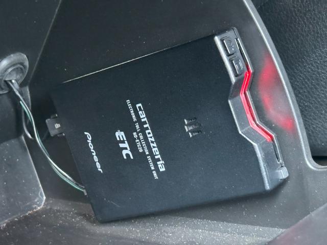 ジープ・レネゲード ロンジチュード　ＡｐｐｌｅＣａｒＰｌａｙ　Ｂｌｕｅｔｏｏｔｈ　ｂｅａｔｓオーディオＥＴＣ　クル－ズコントロール　バックカメラ　リアトラフィックモニター　ブラインドスポットモニタ－　衝突被害軽減ブレーキ　認定中古車保証（40枚目）