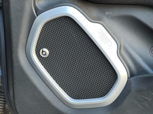 ジープ・レネゲード ロンジチュード　ＡｐｐｌｅＣａｒＰｌａｙ　Ｂｌｕｅｔｏｏｔｈ　ｂｅａｔｓオーディオＥＴＣ　クル－ズコントロール　バックカメラ　リアトラフィックモニター　ブラインドスポットモニタ－　衝突被害軽減ブレーキ　認定中古車保証（66枚目）
