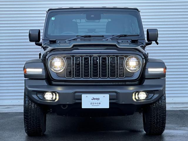 ジープ・ラングラーアンリミテッド スポーツ 現行モデル 12.3インチモニター AppleCarPlay Bluetooth 純正ナビゲーション LEDライト 前面衝突警報 ACC フロントカメラ バックカメラ ワンオーナー 認定中古車保証付き(13枚目)