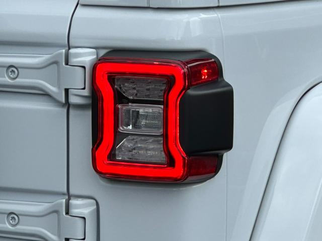 �A�t�^�[�����e�i���X�@�������̃����e�i���X�@�J�X�^���E�h���X�A�b�v�@�Ȃ�ł������k���������B���m���̂���X�^�b�t���e�g�ɂȂ��Ă��Ή��������܂��B�s�d�k�F�O�O�V�W�|�U�O�S�S�|�Q�R�P�O