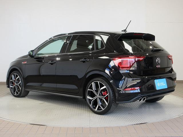ポロGTI ベースグレード IQライト レーンチェンジアシスト ABS ブレーキアシスト 18インチアルミホイール レザーシート 純正ナビ ブラインドスッポトライト(8枚目)