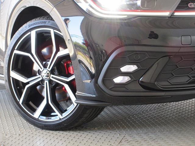 ポロGTI ベースグレード IQライト レーンチェンジアシスト ABS ブレーキアシスト 18インチアルミホイール レザーシート 純正ナビ ブラインドスッポトライト(48枚目)
