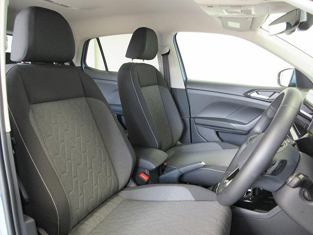 Ｔ－クロス ＴＳＩ　アクティブ　ＬＥＤヘッドライト　ＡＣＣ　トラベルアシスト　レーンキープアシスト　１６インチアルミホイール　Ｄｉｓｃｏｖｅｒパッケージ　スマートエントリー（10枚目）