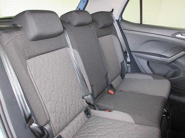 Ｔ－クロス ＴＳＩ　アクティブ　ＬＥＤヘッドライト　ＡＣＣ　トラベルアシスト　レーンキープアシスト　１６インチアルミホイール　Ｄｉｓｃｏｖｅｒパッケージ　スマートエントリー（11枚目）