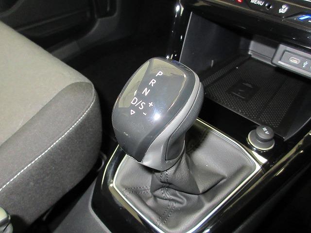 Ｔ－クロス ＴＳＩ　アクティブ　ＬＥＤヘッドライト　ＡＣＣ　トラベルアシスト　レーンキープアシスト　１６インチアルミホイール　Ｄｉｓｃｏｖｅｒパッケージ　スマートエントリー（25枚目）