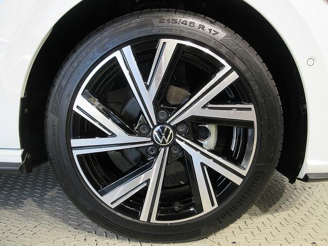 ポロ TSI Rライン LEDヘッドライト IQライト レーンキープアシスト 後方死角検知機能 Discoverパッケージ 17インチアルミホイール トラベルアシスト スマートキー(29枚目)