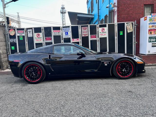 シボレーコルベット 　Ｚ０６　ＣＡＲＦＡＸ有り　ＥＴＣ　ドラレコ　ＴＶ　ナビ　マフラー　ビッグスロットルボディー　エアクリーナー（6枚目）