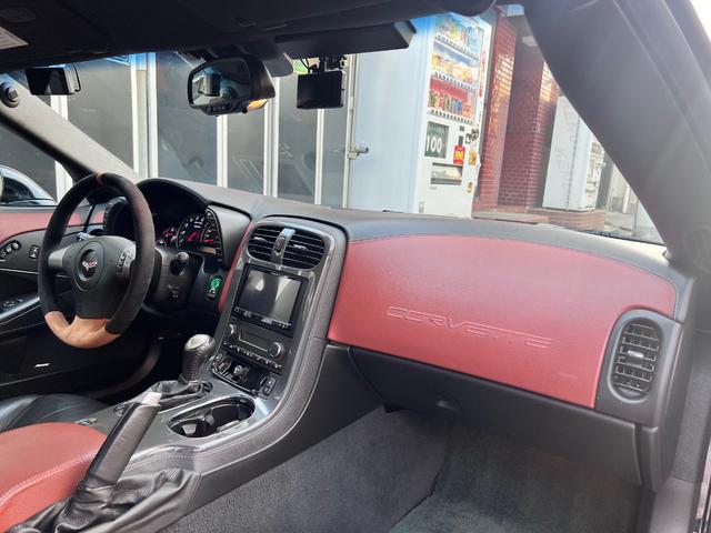 シボレーコルベット 　Ｚ０６　ＣＡＲＦＡＸ有り　ＥＴＣ　ドラレコ　ＴＶ　ナビ　マフラー　ビッグスロットルボディー　エアクリーナー（24枚目）