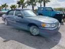 LINCOLN LINCOLN TOWNCAR