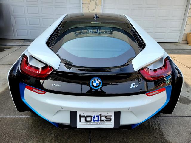 ＢＭＷ ｉ８