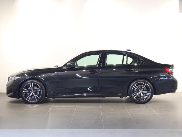 ３シリーズ ３２０ｄ　ｘＤｒｉｖｅＭスポーツハイラインパッケージ　認定中古車／レンタアップ／ブラックサファイア／ブラックレザー／アクティブクルーズコントロール／被害軽減ブレーキ／全方位カメラ／フロントパワーシート／フロントシートヒーター／電動リアゲート／ＨＵＤ（13枚目）