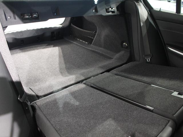 ３シリーズ ３２０ｄ　ｘＤｒｉｖｅＭスポーツハイラインパッケージ　認定中古車／レンタアップ／ブラックサファイア／ブラックレザー／アクティブクルーズコントロール／被害軽減ブレーキ／全方位カメラ／フロントパワーシート／フロントシートヒーター／電動リアゲート／ＨＵＤ（69枚目）