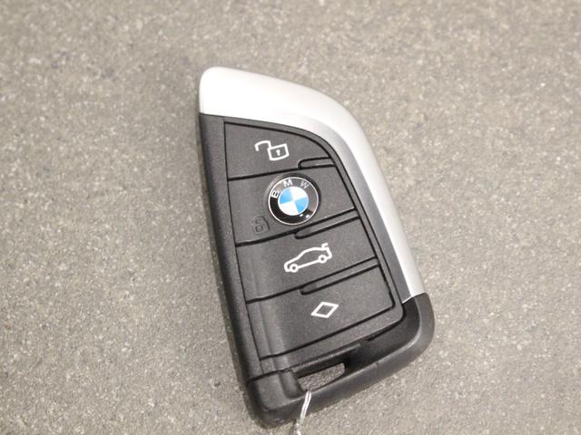 ３シリーズ ３２０ｄ　ｘＤｒｉｖｅＭスポーツハイラインパッケージ　認定中古車／レンタアップ／ブラックサファイア／ブラックレザー／アクティブクルーズコントロール／被害軽減ブレーキ／全方位カメラ／フロントパワーシート／フロントシートヒーター／電動リアゲート／ＨＵＤ（77枚目）