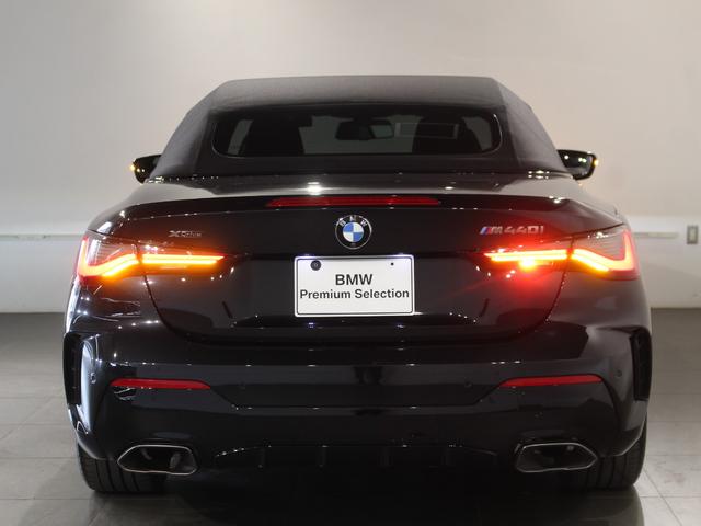 4シリーズ M440i xDriveカブリオレ 認定中古車/ブラックサファイア/レッドレザー/19インチ純正アロイホイール/フロントパワーシート/アクティブクルーズコントロール/被害軽減ブレーキ/全方位カメラ/ETC内蔵ミラー/電動ソフトトップ(14枚目)