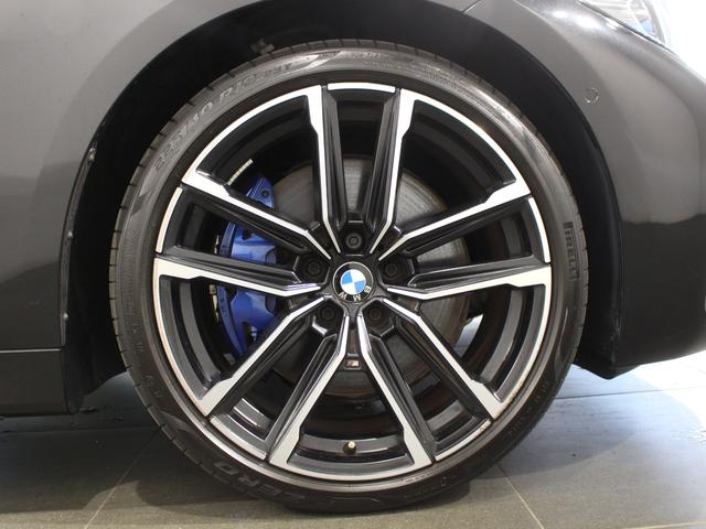 4シリーズ M440i xDriveカブリオレ 認定中古車/ブラックサファイア/レッドレザー/19インチ純正アロイホイール/フロントパワーシート/アクティブクルーズコントロール/被害軽減ブレーキ/全方位カメラ/ETC内蔵ミラー/電動ソフトトップ(28枚目)