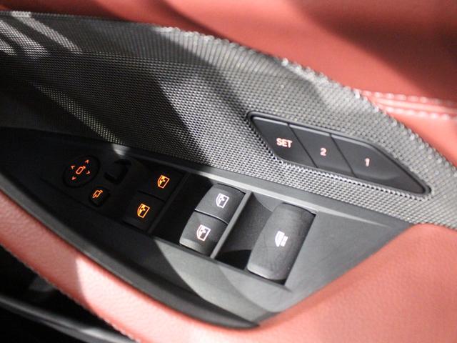 4シリーズ M440i xDriveカブリオレ 認定中古車/ブラックサファイア/レッドレザー/19インチ純正アロイホイール/フロントパワーシート/アクティブクルーズコントロール/被害軽減ブレーキ/全方位カメラ/ETC内蔵ミラー/電動ソフトトップ(68枚目)