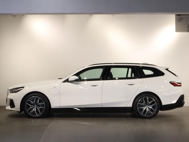 BMW i5 E DRIVE 40 TOURING M-SPORT