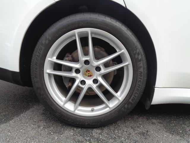 パナメーラ ベースグレード ホワイトレザー 後期モデル 19インチAW 純正ナビ バックカメラ シートヒーター CD DVD Bluetooth接続(14枚目)