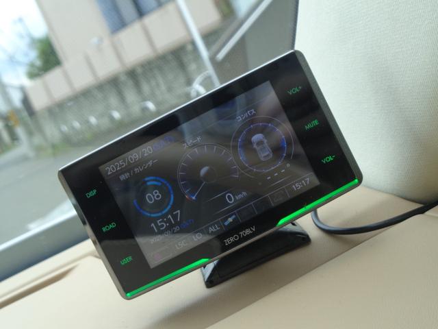 パナメーラ ベースグレード ホワイトレザー 後期モデル 19インチAW 純正ナビ バックカメラ シートヒーター CD DVD Bluetooth接続(29枚目)