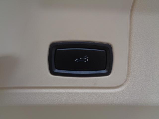 パナメーラ ベースグレード ホワイトレザー 後期モデル 19インチAW 純正ナビ バックカメラ シートヒーター CD DVD Bluetooth接続(35枚目)