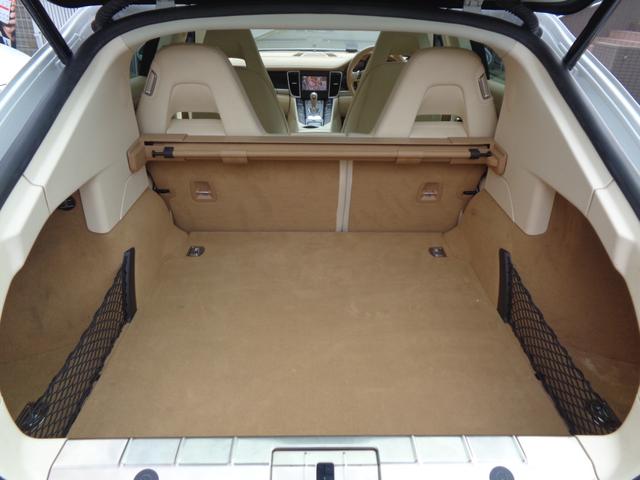 パナメーラ ベースグレード ホワイトレザー 後期モデル 19インチAW 純正ナビ バックカメラ シートヒーター CD DVD Bluetooth接続(36枚目)