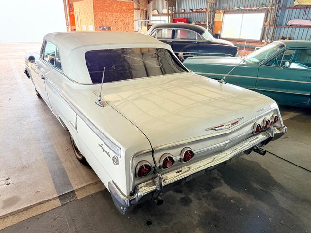 シボレーインパラ SSコンバーチブル 8ナンバー ノーハイドロ(9枚目)