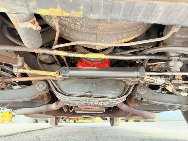 シボレーインパラ SSコンバーチブル 8ナンバー ノーハイドロ(15枚目)