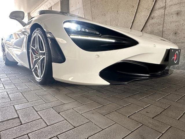 720Sスパイダー ベースグレード ラグジュアリー/カーボンプレーキ/Bowers& Wilkins/フロントリフター/カーボンインテリア(センター・メーターカバー・ステアリング)/Bカメラ/前後ソナー/電動シート/ソフトクローズドア(19枚目)