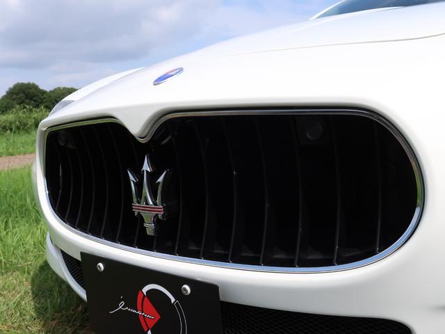 クアトロポルテ スポーツGT S 正規D車/クオイオレザー/サンルーフ/左H/アルカンタラインテリア/アルカンタラステアリング&シフト/20inマルチトライデントアロイホイール/BOSE/全席シートH/メモリー付パワーシート/ETC(18枚目)