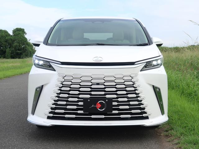 ＬＭ ＬＭ５００ｈ　バージョンＬ　ワンオーナー／ソリスホワイト革シート／前後ドライブレコーダー／マークレビンソンサウンドシステム／左右独立ムーンルーフ／ユニバーサルステップ／ＥＴＣ（2枚目）