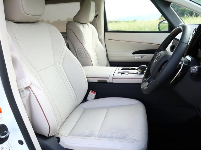 ＬＭ ＬＭ５００ｈ　バージョンＬ　ワンオーナー／ソリスホワイト革シート／前後ドライブレコーダー／マークレビンソンサウンドシステム／左右独立ムーンルーフ／ユニバーサルステップ／ＥＴＣ（6枚目）