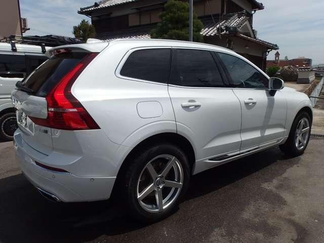 ＸＣ６０ Ｔ５　ＡＷＤ　インスクリプション　本革シート　パノラマルーフ　純正ナビ　地デジＴＶ＆３６０°カメラ　ＢＯＷＥＲＳ＆ＷＩＬＫＩＮＳサウンド　ＬＥＤヘッドライト（15枚目）