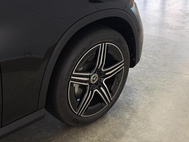 ＧＬＣ ＧＬＣ２２０ｄ　４マチック　ドライバーズパッケージ　ＡＭＧラインパッケージ／ＡＭＧレザーエクスクルーシブパッケージ／パノラミックスライディングルーフ（31枚目）