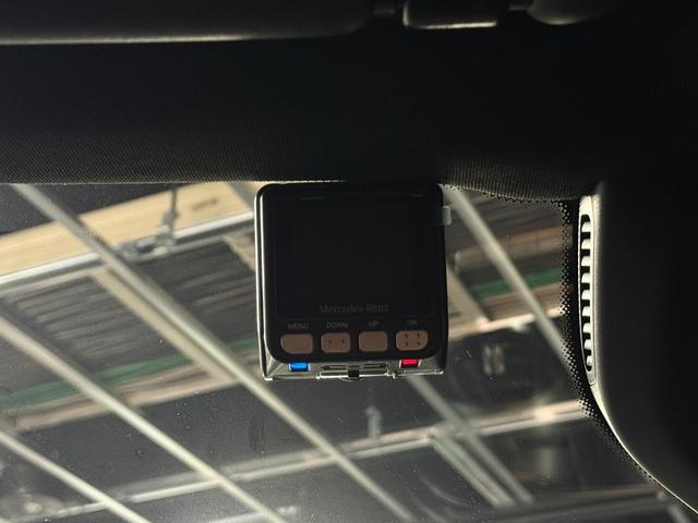 ＧＬＣ ＧＬＣ２２０ｄ　４マチック　クーペ　ＡＭＧライン　ＡＭＧライン／セレナイトグレー（メタリック）（12枚目）