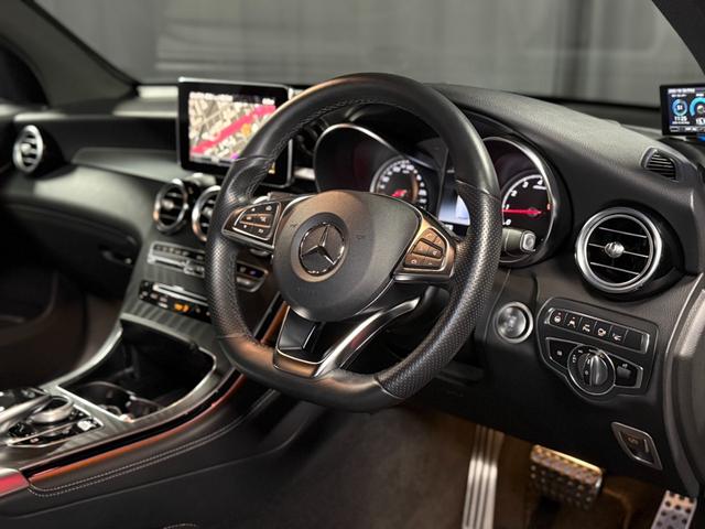 ＧＬＣ ＧＬＣ２５０　４マチックスポーツ（本革仕様）　オブシディアンブラック（メタリック）（6枚目）