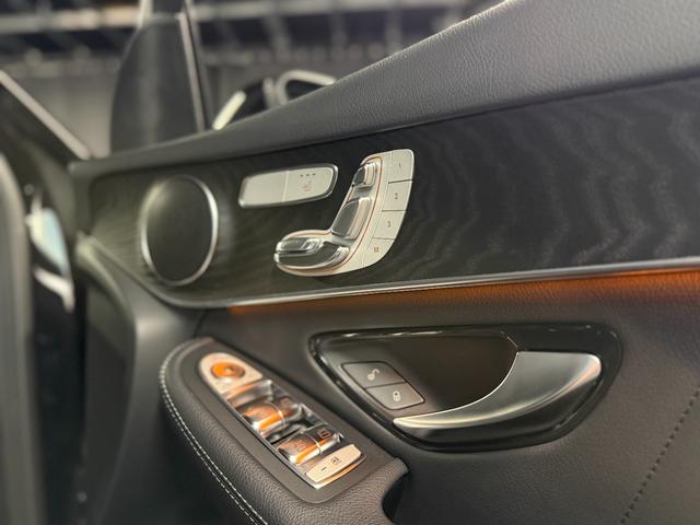 ＧＬＣ ＧＬＣ２５０　４マチックスポーツ（本革仕様）　オブシディアンブラック（メタリック）（8枚目）