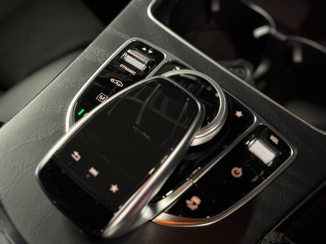 ＧＬＣ ＧＬＣ２５０　４マチックスポーツ（本革仕様）　オブシディアンブラック（メタリック）（15枚目）