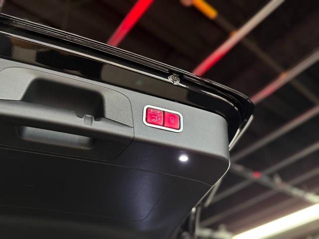 ＧＬＣ ＧＬＣ２５０　４マチックスポーツ（本革仕様）　オブシディアンブラック（メタリック）（23枚目）