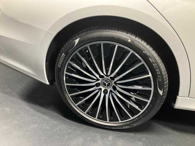 Eクラス E200 エディションエクスクルーシブ 日本限定150台オパリスホワイト・トンガブラウンレザーシートMBUXスーパースクリーン・ボンネットマスコット・前席ベンチレーター(21枚目)