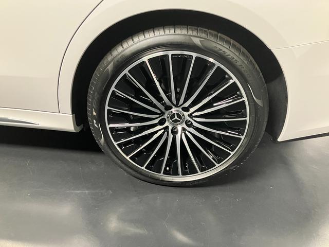 Eクラス E200 エディションエクスクルーシブ 日本限定150台オパリスホワイト・トンガブラウンレザーシートMBUXスーパースクリーン・ボンネットマスコット・前席ベンチレーター(22枚目)