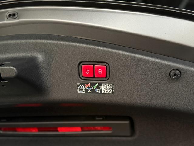 CLE CLE200 クーペ スポーツ ドライバーズパッケージ/レザーエクスクルーシブパッケージ/パノラミックスライディングルーフ(24枚目)