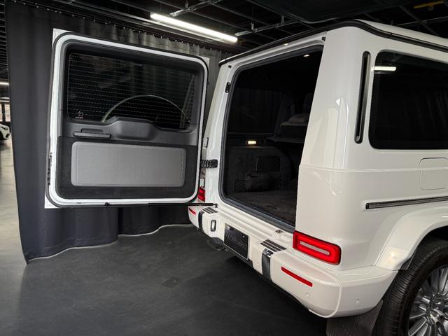 Gクラス G400d AMGライン AMGラインパッケージ/Gmanufaktur(シートベンチレーター・エナジャイジングパッケージ/リラクゼーション機能)/ラグジュアリーパッケージ(ガラススライディングルーフ/Brumester)(27枚目)