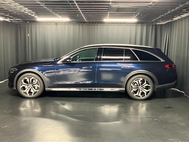 Ｅクラスオールテレイン Ｅ２２０ｄ　４マチック　オールテレイン　レザーシート・パノラミックスライディングルーフ・ヘッドアップディスプレイ（5枚目）