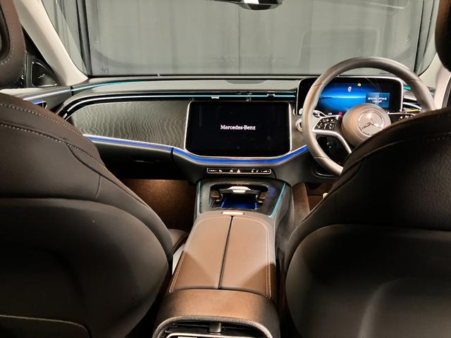 Ｅクラスオールテレイン Ｅ２２０ｄ　４マチック　オールテレイン　レザーシート・パノラミックスライディングルーフ・ヘッドアップディスプレイ（11枚目）