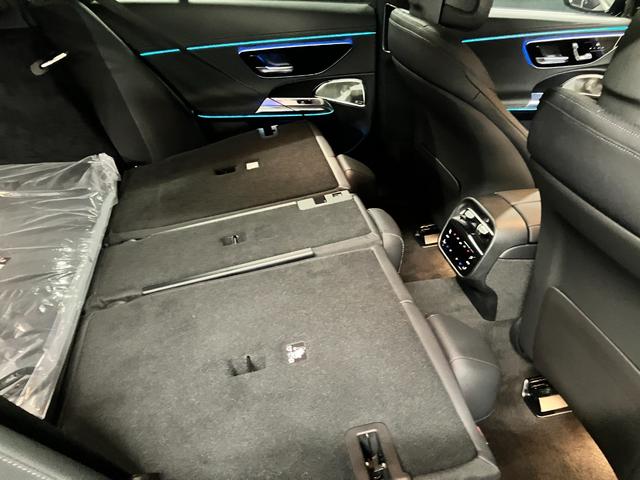 Ｅクラスオールテレイン Ｅ２２０ｄ　４マチック　オールテレイン　レザーシート・パノラミックスライディングルーフ・ヘッドアップディスプレイ（13枚目）