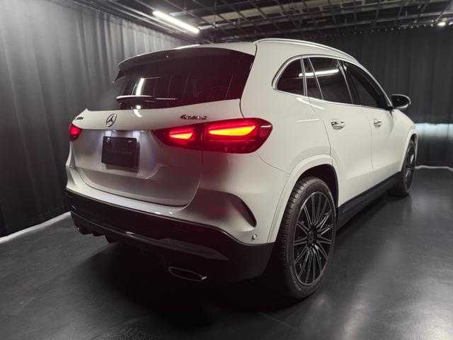 全車屋内保管で、良好なコンディションを保っております。天候に関係なくいつでも快適にお車をご覧いただけるようになっております