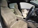 温かみのあるマキアートベージュのお色みで、車内に開放感と上質でエレガントな雰囲気を演出してくれます。