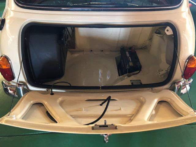 クーパー ヘリテイジMK1仕様 レザー 4MT(13枚目)